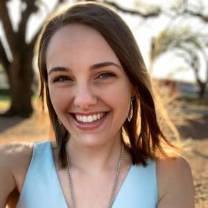 Meet your Posher, Aleesa